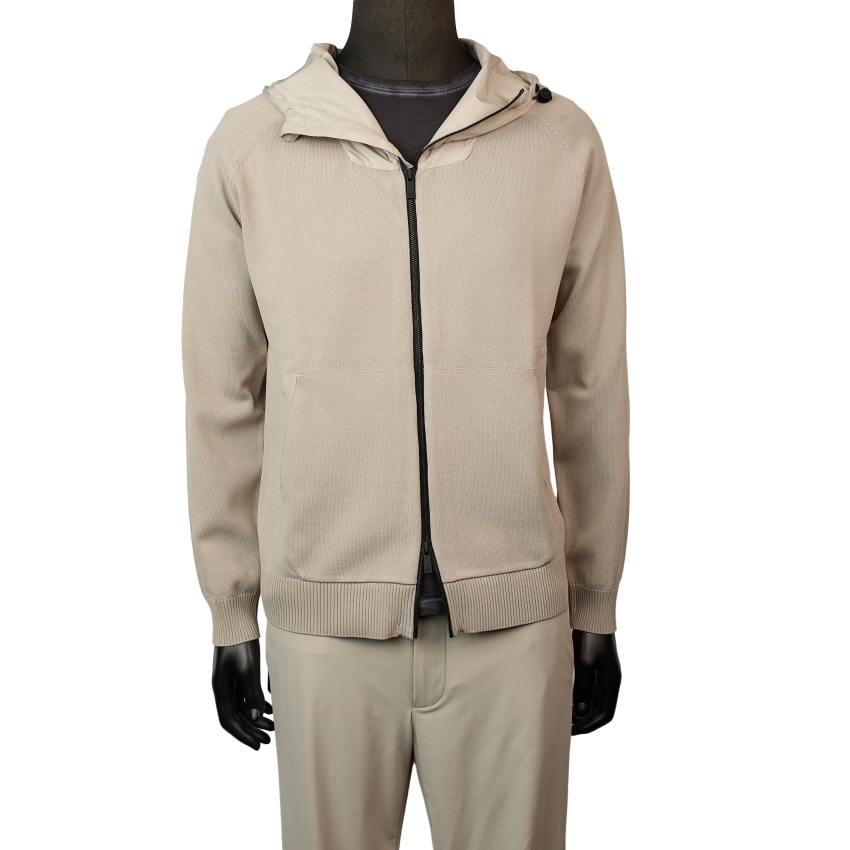 CAZADORA CAPUCHA 'TRICOTECH' MEMBRANA TE