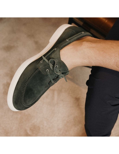 NAUTICO ANTE VERDE SUELA GOMA BLANCA BLACKCAPE