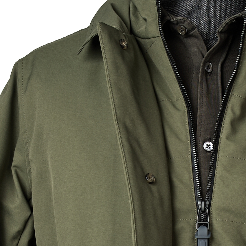 GABARDINA/TRENCH TRAVEL CON INTERNO BORREGUITO...